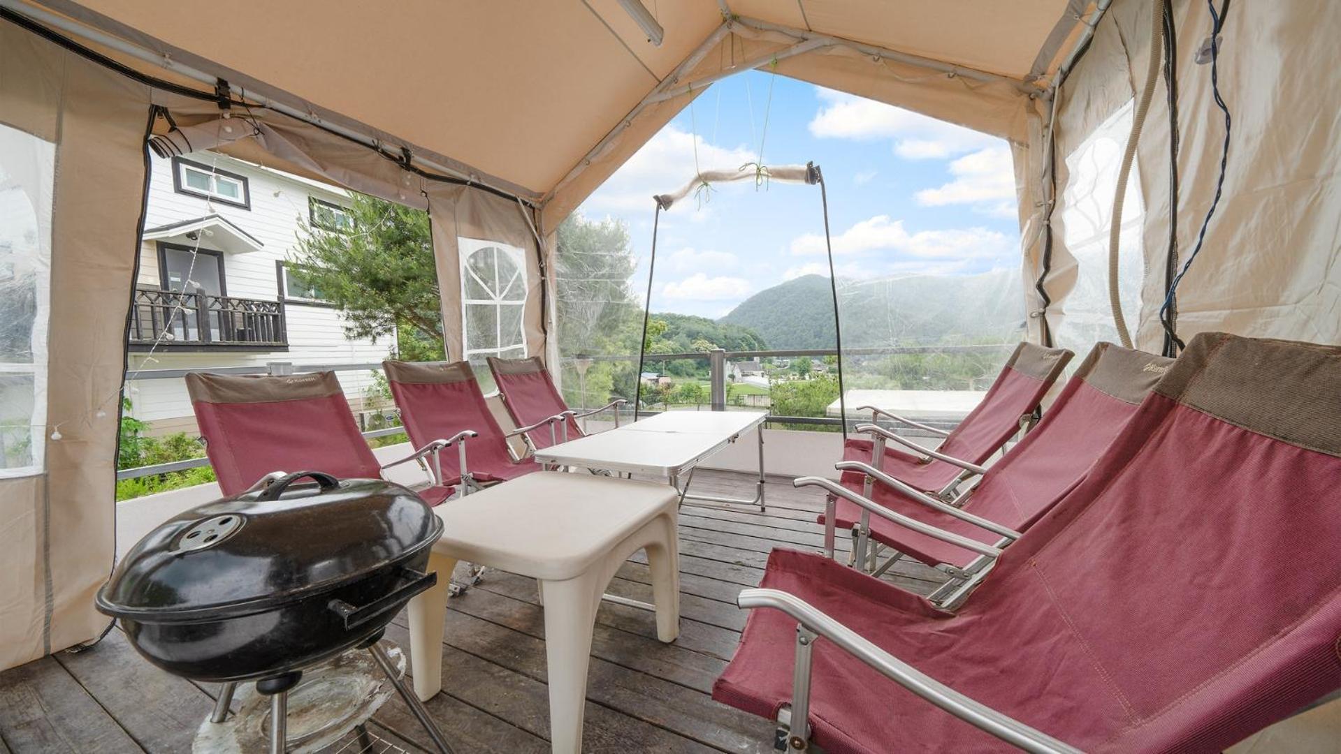 Hongcheon D-Day Pension&Camping Екстер'єр фото